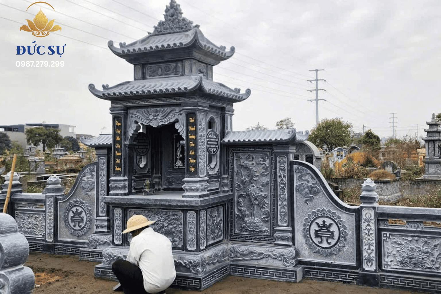 Lăng Thờ Đá Xám Ghi DS006