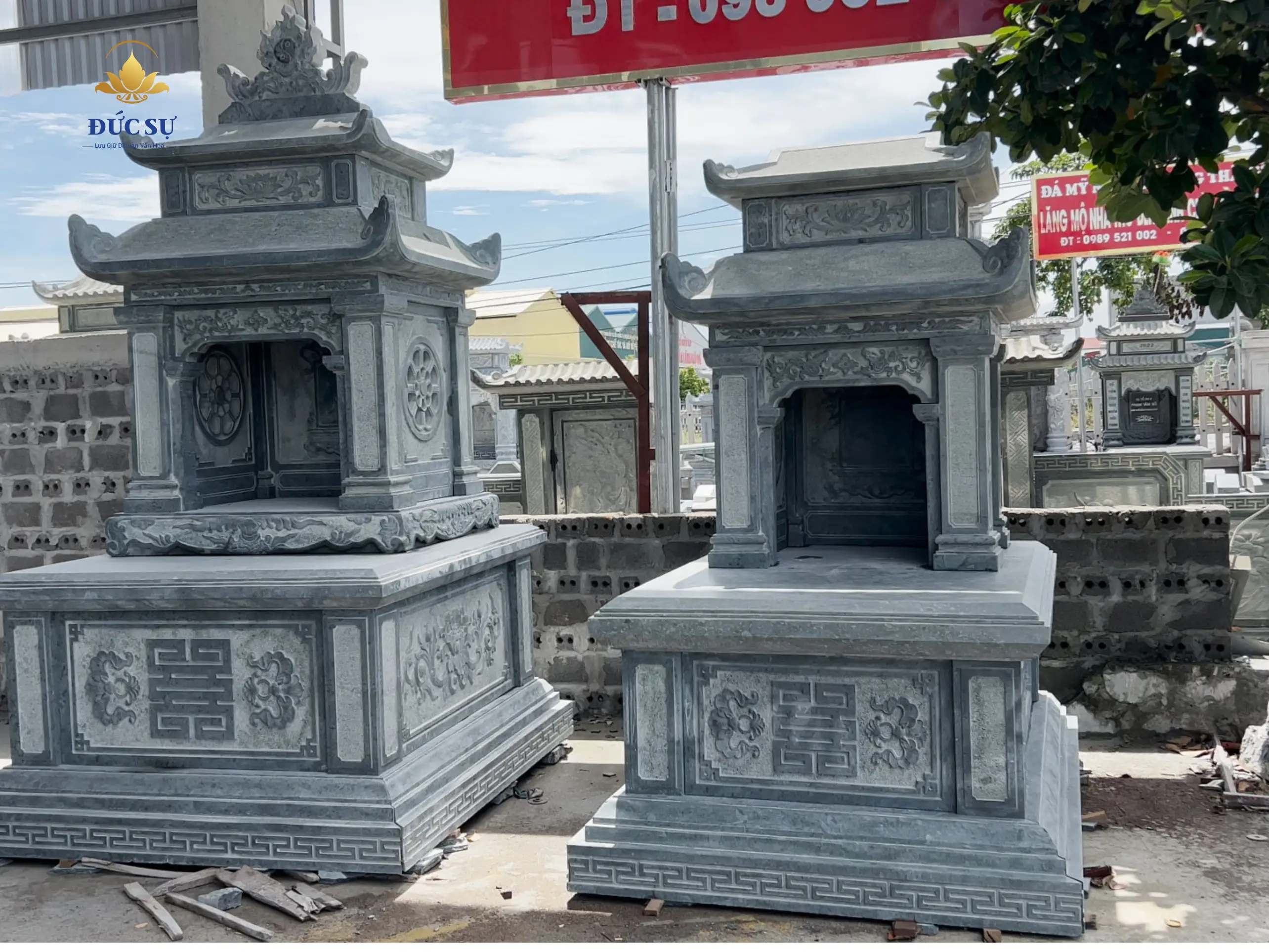 lăng mộ đá có mái che 2 mái 