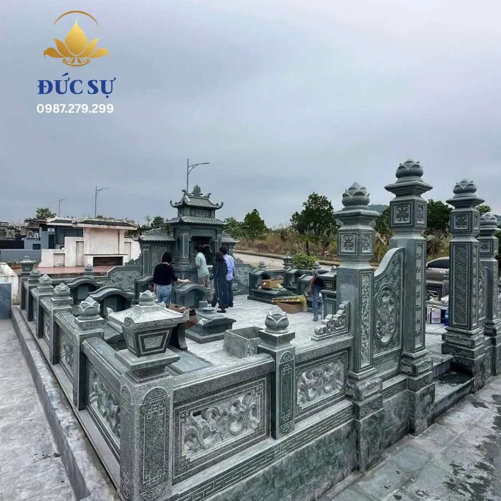Khu Lăng Mộ Đá Xám Ghi DS025