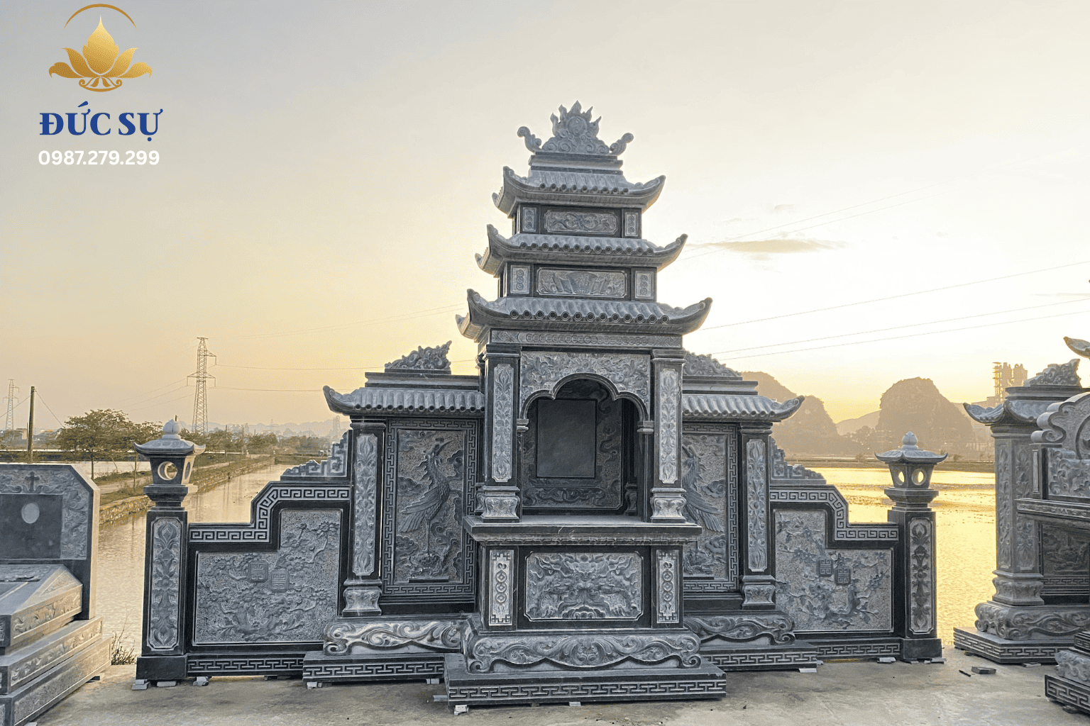 Lăng Thờ Đá Xám Ghi DS003