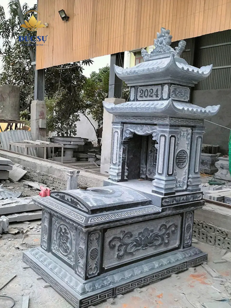 mẫu lăng mộ đá 2 mái hiện đại đẹp