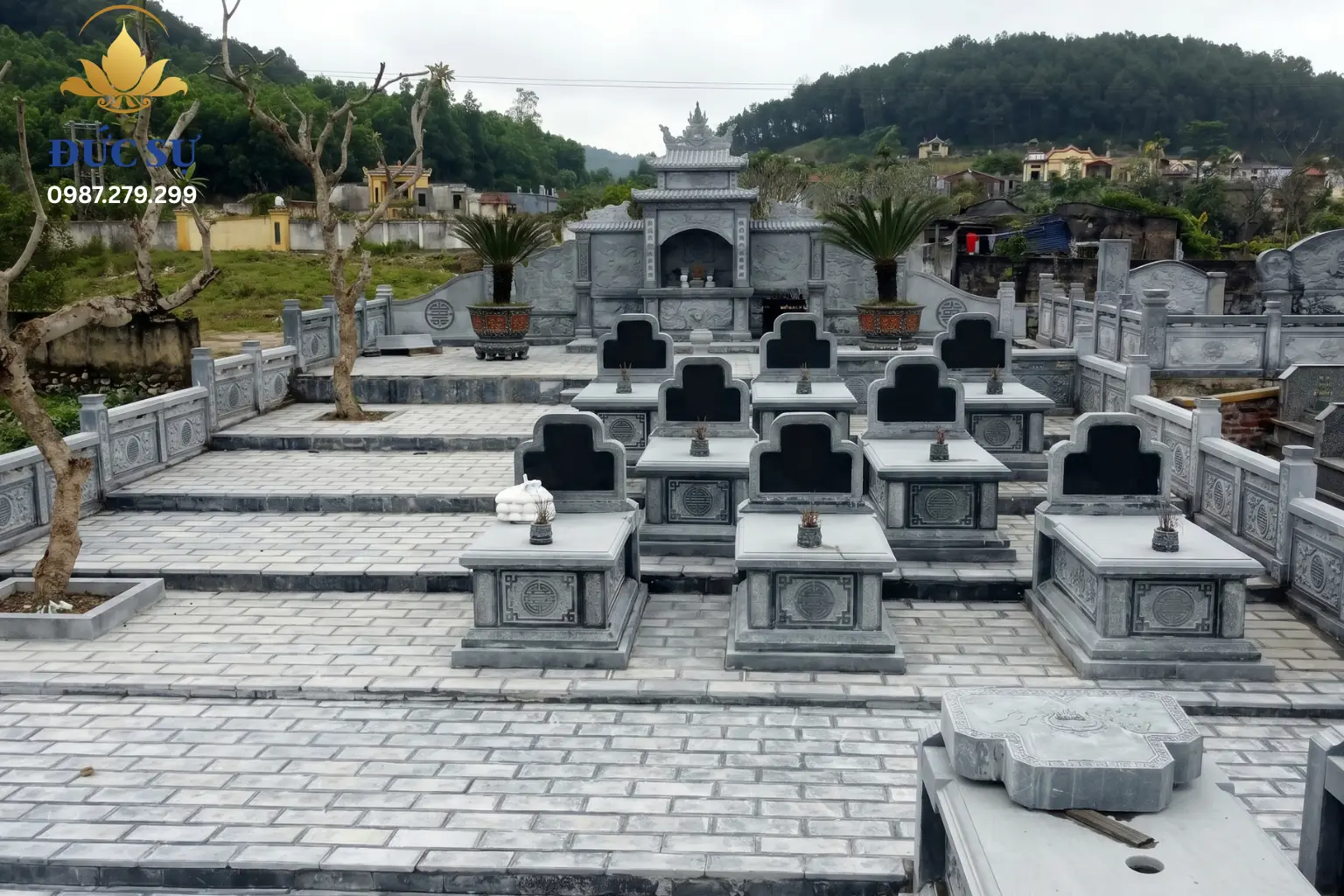 Top 3 Cách Khắc Phục Địa Hình Dốc Khi Xây Lăng Mộ