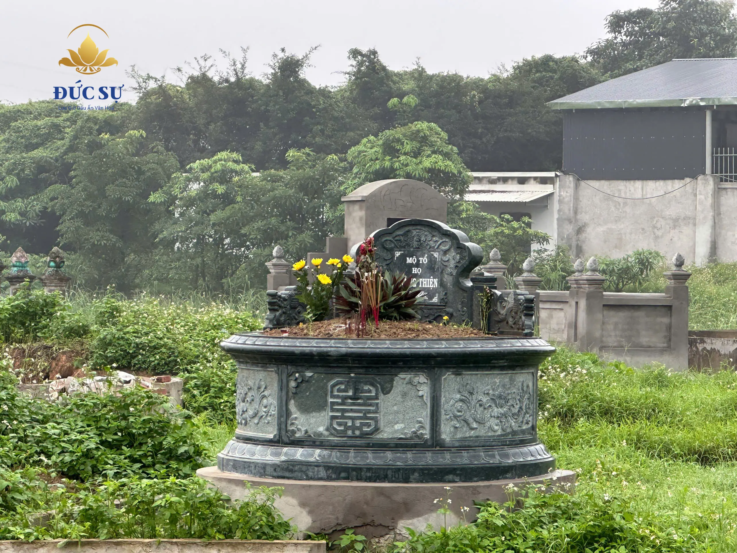 kinh nghiệm chọn lăng mộ đá tròn đẹp