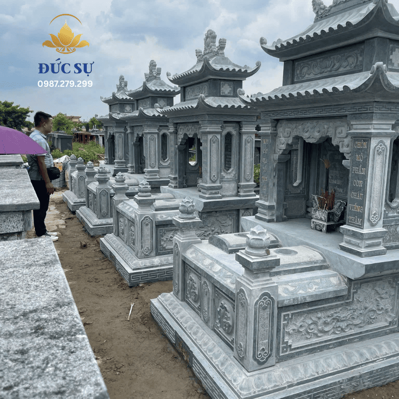Mộ 3 Mái DS182