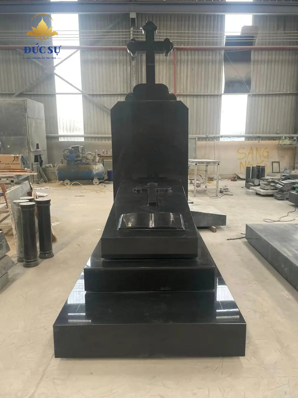 lăng mộ đá tôn giáo đá hoa cương