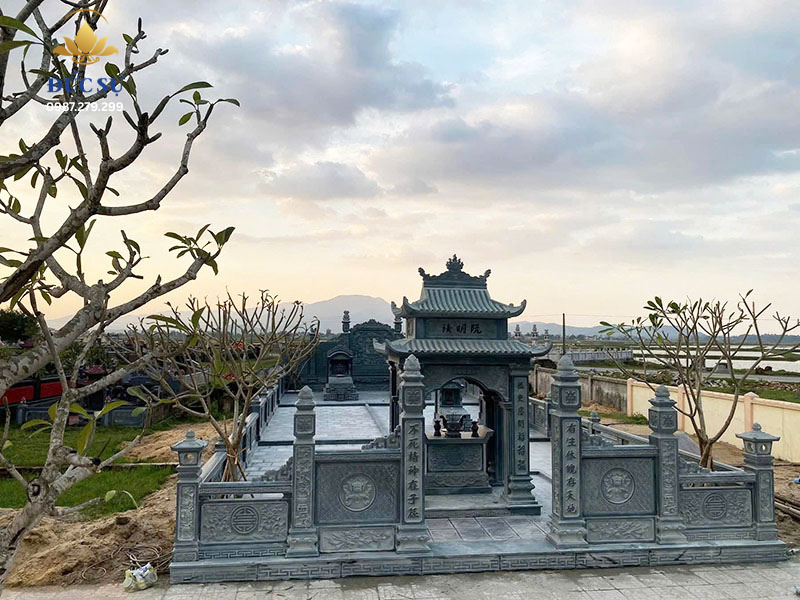 ưu điểm lăng mộ đá gia đình