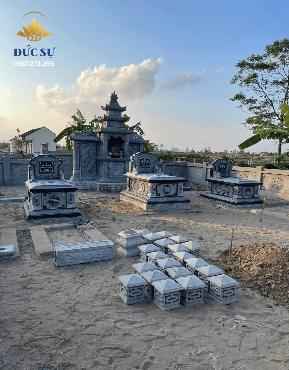 Lăng Thờ Đá Xanh DS015