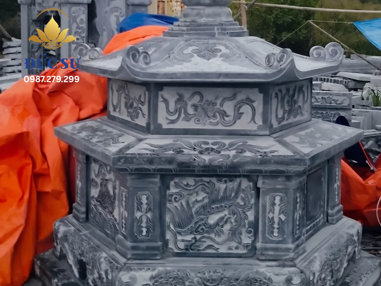 Các yếu tố ảnh hưởng đến kích thước mộ đá lục giác
