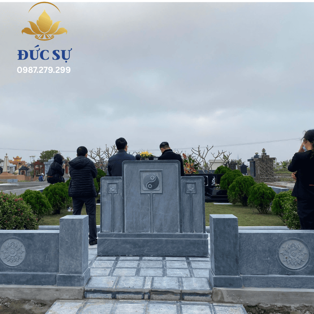 Cuốn Thư Đá Xanh DS116