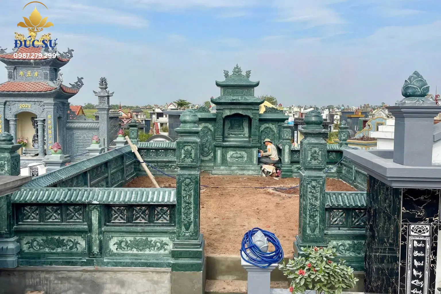 Top Mẫu Thiết Kế Khu Lăng Mộ Gia Đình, Dòng Họ Đẹp Chuẩn Phong Thủy 