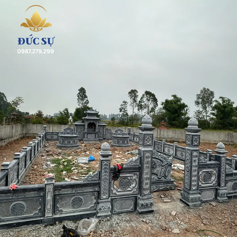 Khu Lăng Mộ Đá Xám Ghi DS022
